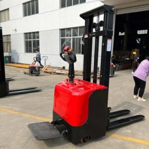 Stand on Pallet Stacker material handling equipment