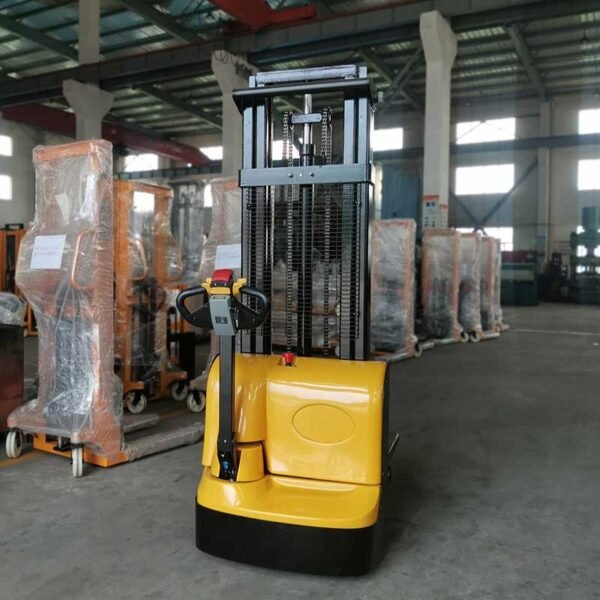 Full Electric Pallet Stacker62 material handling equipment